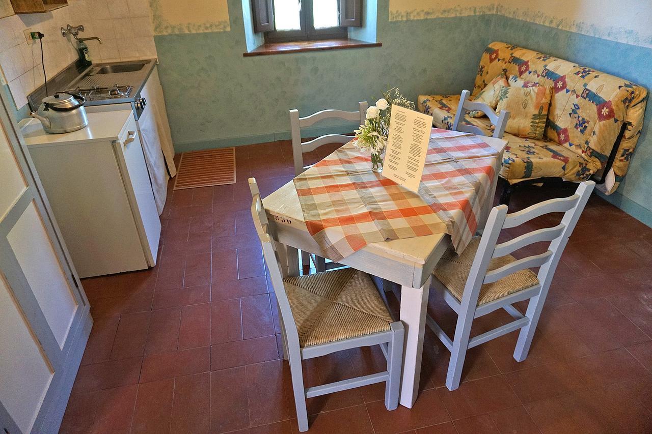 Castello Di Selvole (Adults Only) Guest House Vagliagli Eksteriør bilde